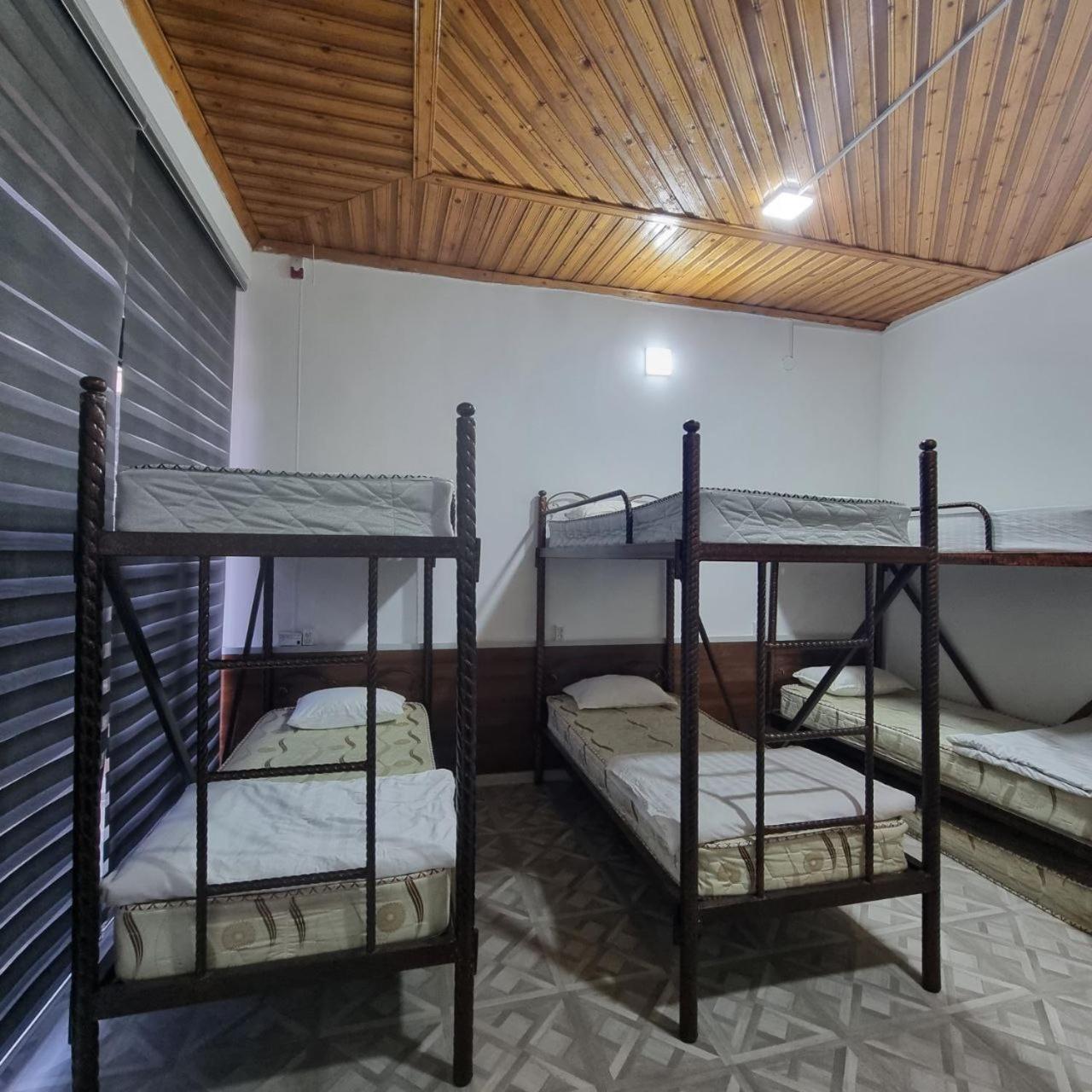 Sim Sim Hostel & Guest House Near The Church Samarkand Eksteriør billede